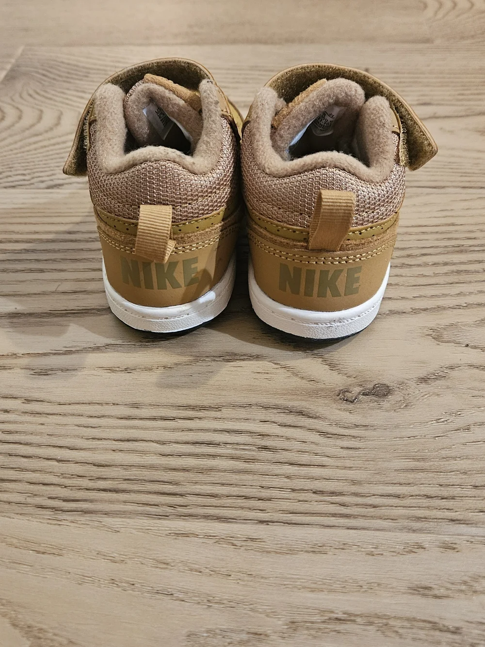 Nike Kids Casual High-Top Sneakers in Mustard
